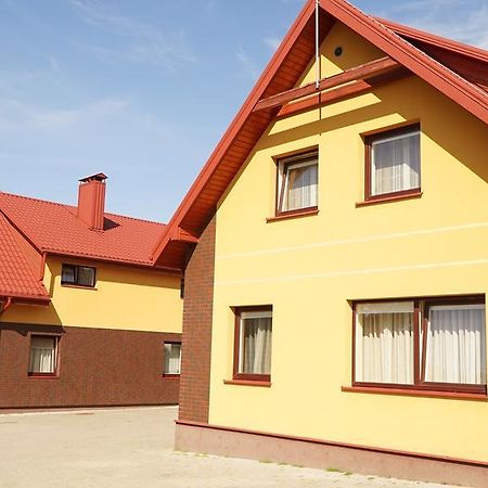 Hotel Surauciu Sveciu Namai à Aukštadvaris Extérieur photo