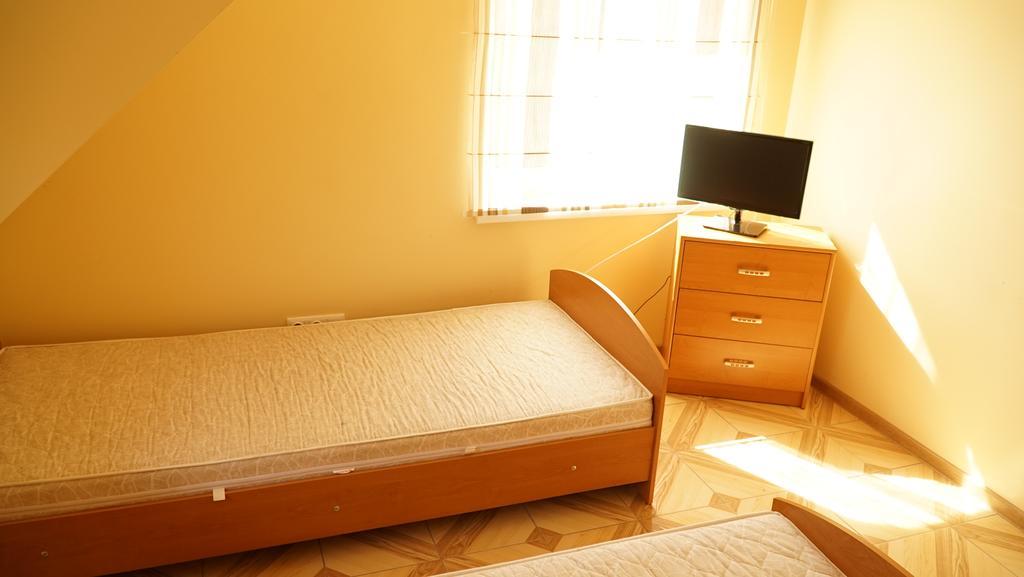 Hotel Surauciu Sveciu Namai à Aukštadvaris Extérieur photo