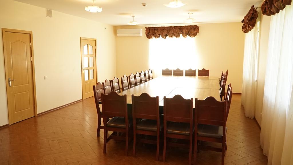 Hotel Surauciu Sveciu Namai à Aukštadvaris Extérieur photo